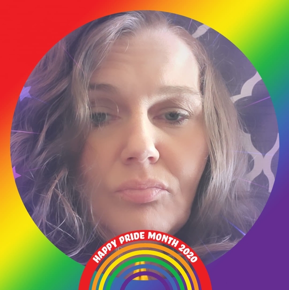 Meet your Posher, Angie - Picture 1 of 1